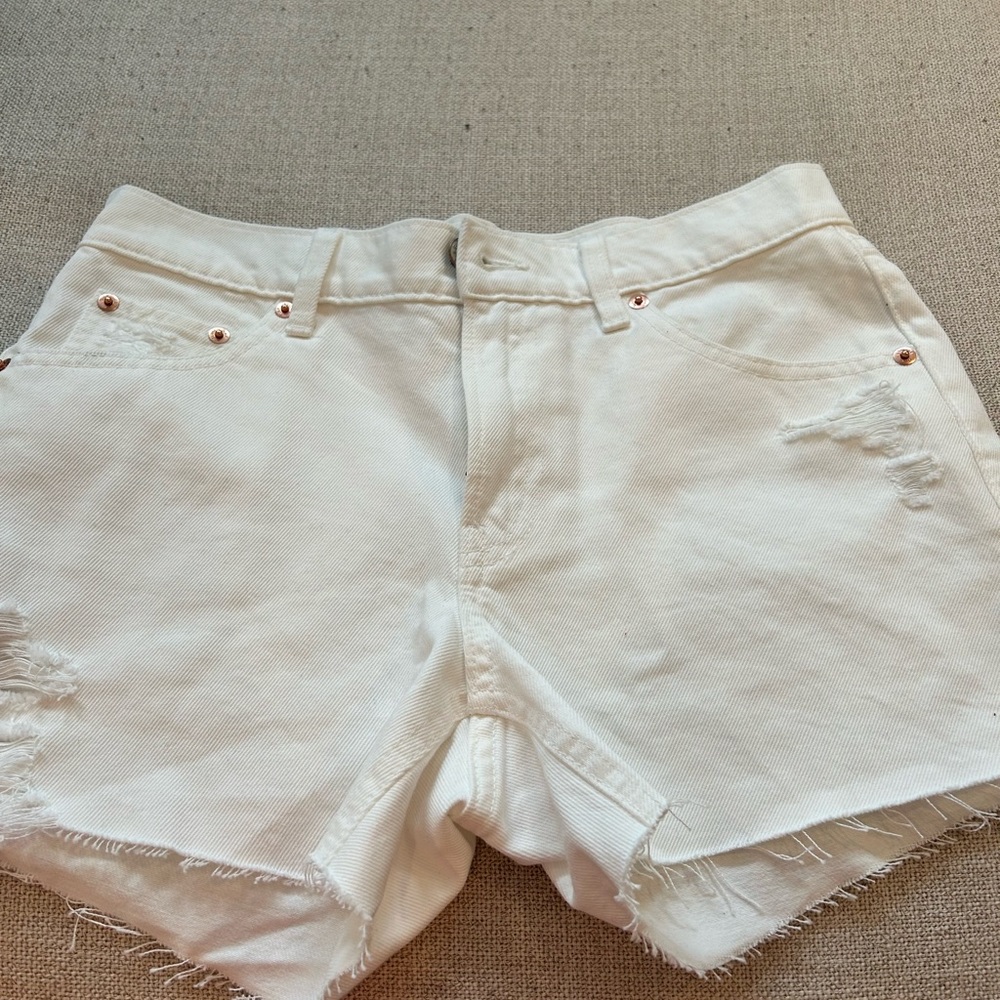 4” Low Rise Stride Short
